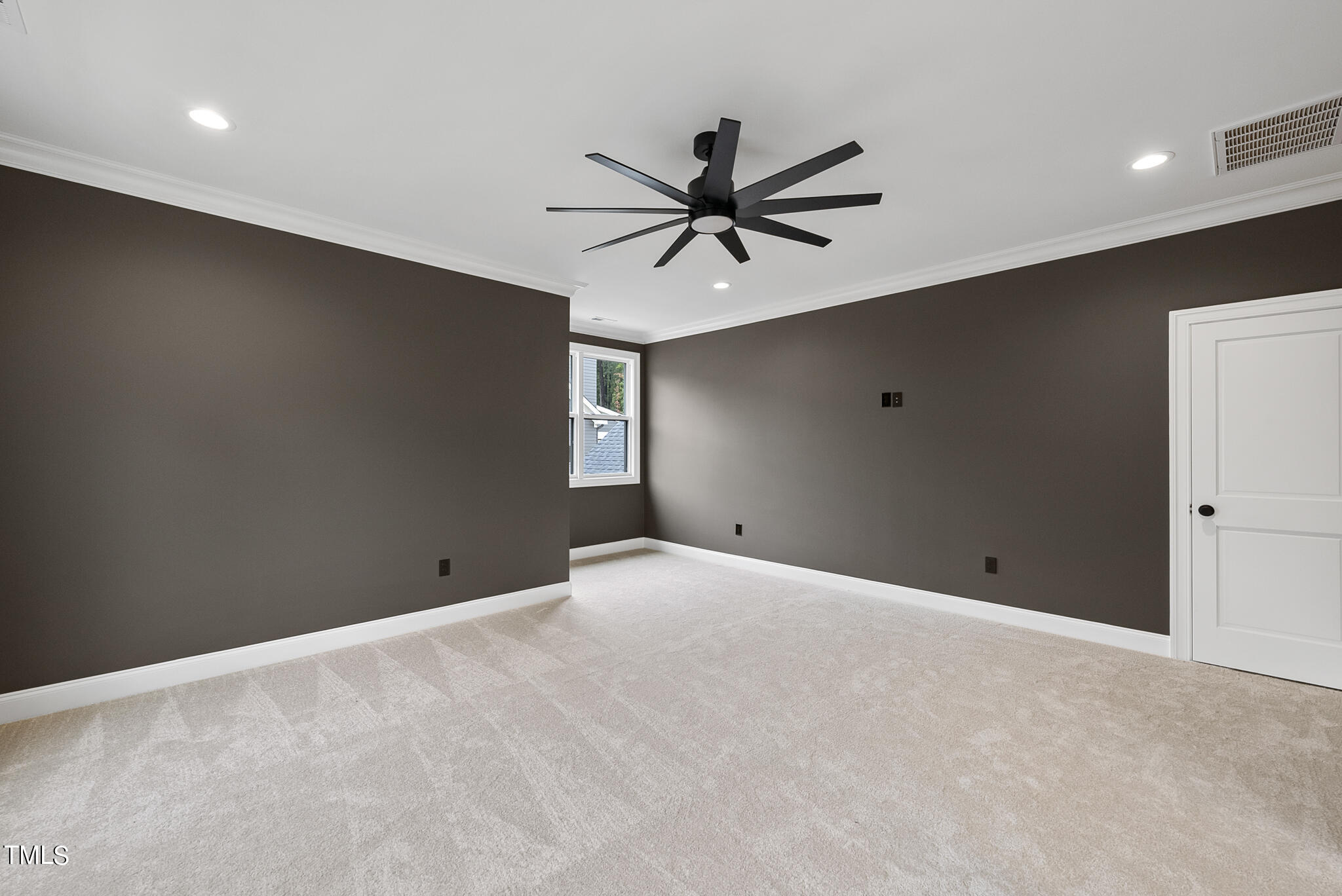 9400 Rawson Avenue Raleigh, NC 27613 - Photo 27 of 33 DSC02264