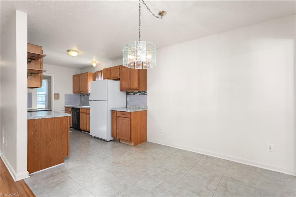 810 Arthur Avenue High Point, NC 27263 - Photo 11 of 36