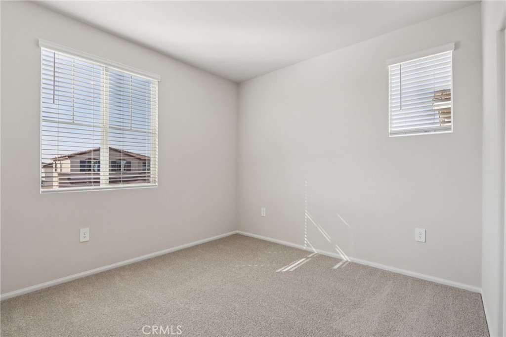 2070 Meyer Lane Redlands, CA 92374 - Photo 31 of 44 an empty room with a window