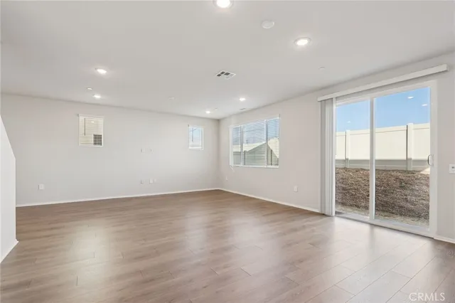 $722,327 | 2070 Meyer Lane, Redlands, CA 92374