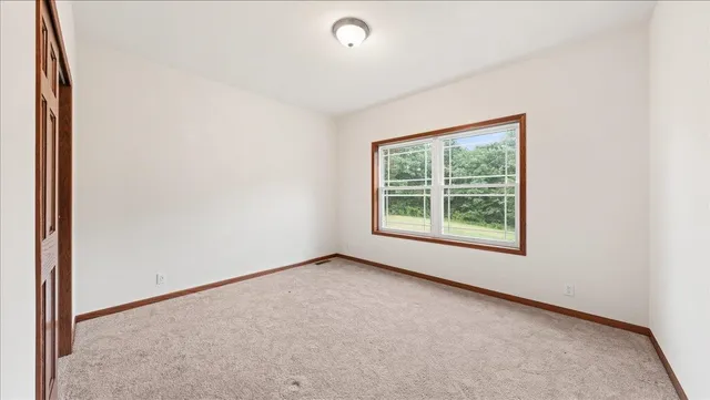 $947,000 | 13710 Airport, Ferryville, WI 54628