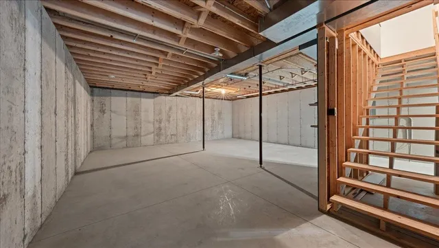 $947,000 | 13710 Airport, Ferryville, WI 54628