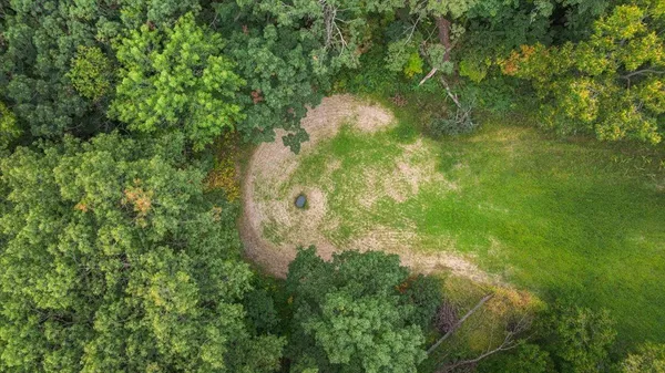 $947,000 | 13710 Airport, Ferryville, WI 54628