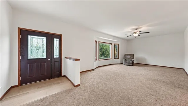 $947,000 | 13710 Airport, Ferryville, WI 54628