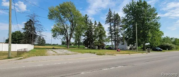 $79,900 | 6579 Westside Saginaw Road, Bay City, MI 48706