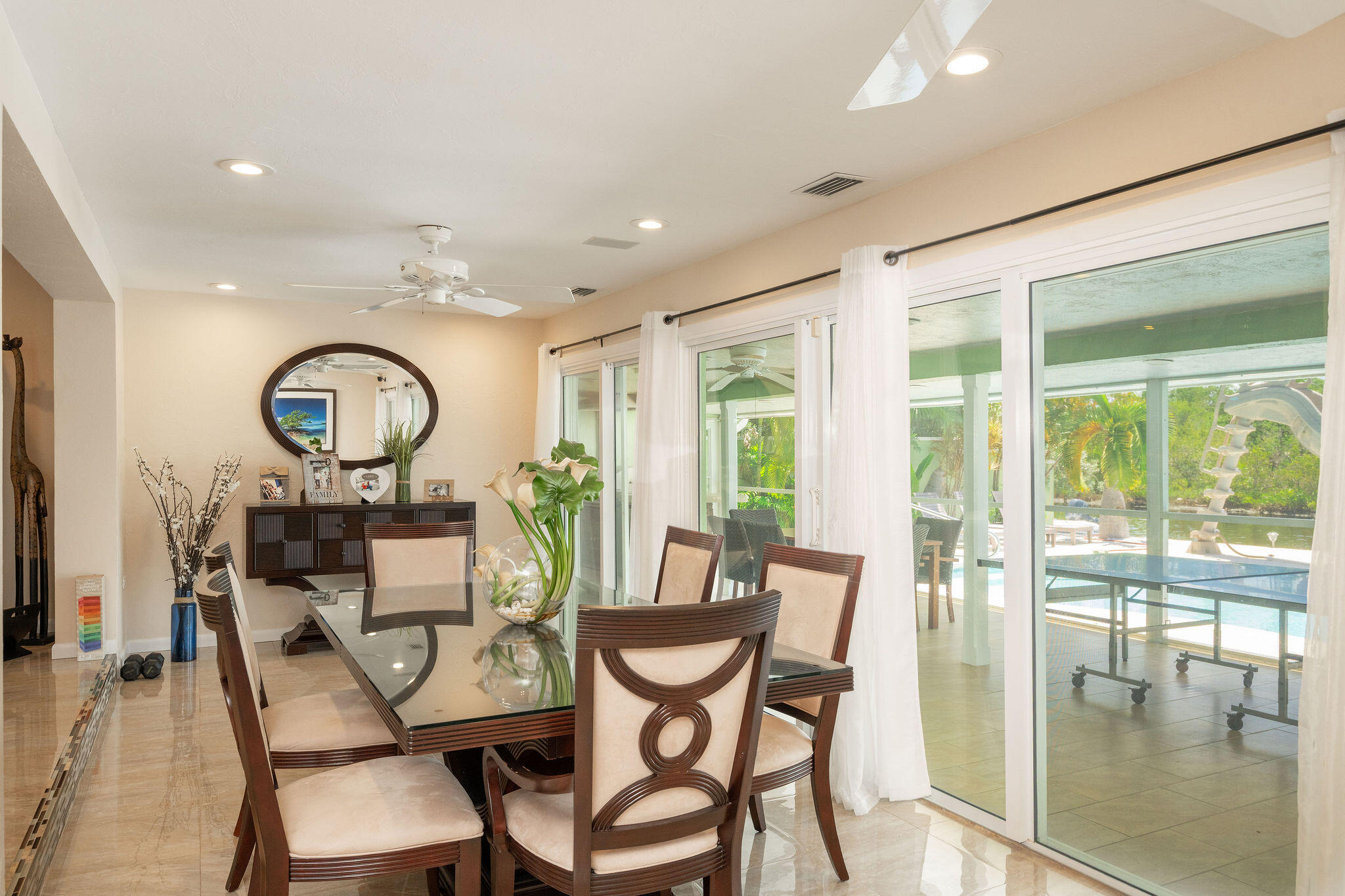3206 Riviera Drive Key West, FL 33040 - Photo 5 of 24 Dining area