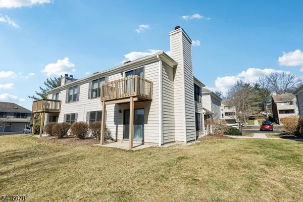 $295,000 | 45 Sunrise Drive, Gillette, NJ 07933