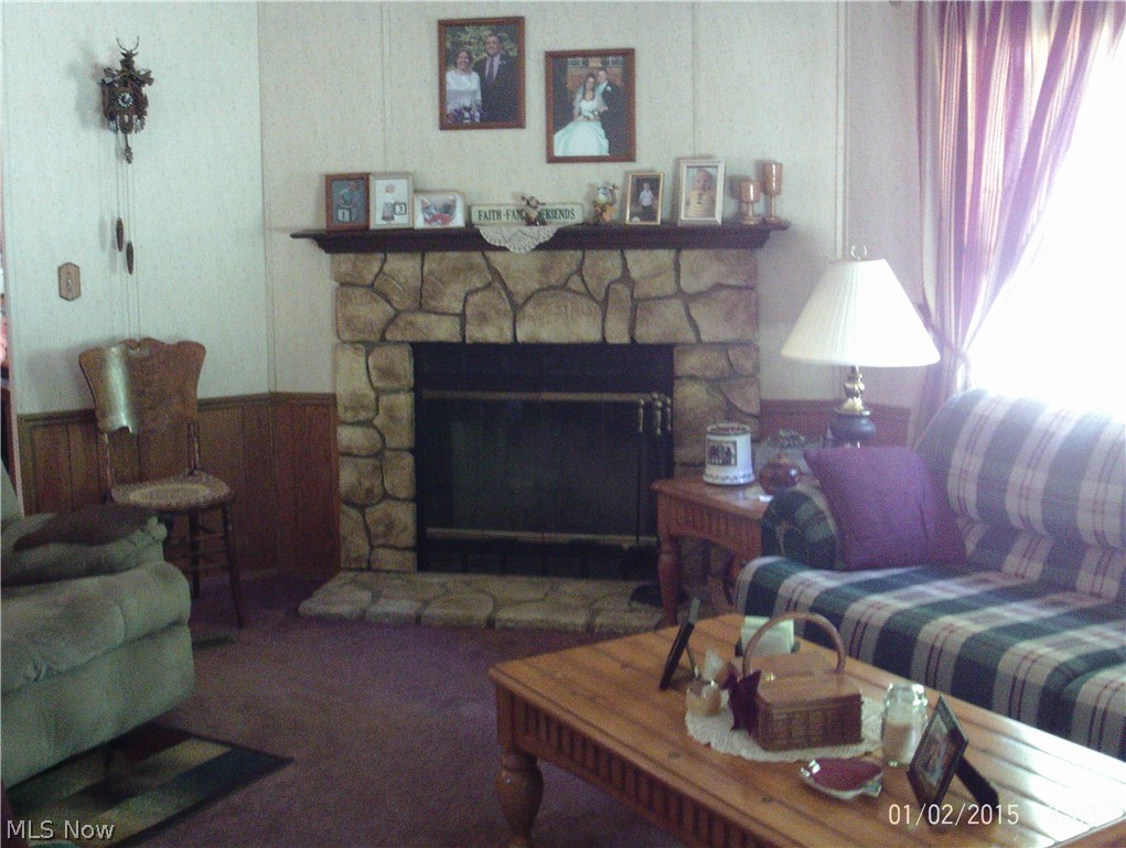 3487 Jackson Run Road New Matamoras, OH 45767 - Photo 9 of 25 Family Room