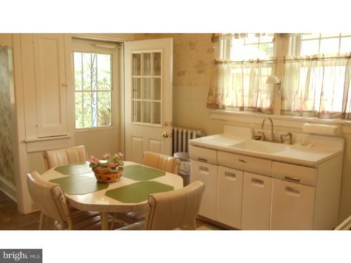 162 Yale Road Audubon, NJ 08106 - Photo 3 of 24