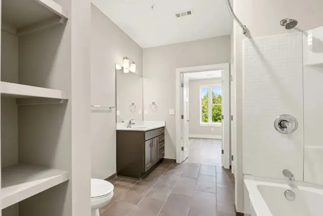 $1,060 | 1419 Rosa L Parks Boulevard, Nashville, TN 37208