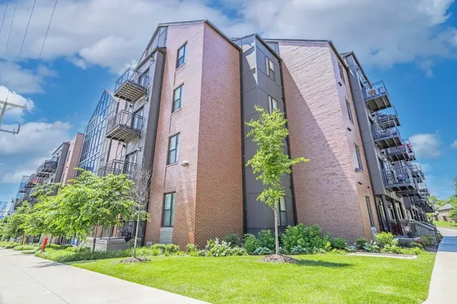 $1,060 | 1419 Rosa L Parks Boulevard, Nashville, TN 37208