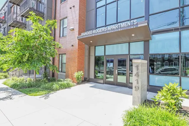 $1,060 | 1419 Rosa L Parks Boulevard, Nashville, TN 37208