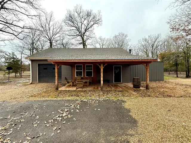 $500,000 | 141 Northeast County Road 2021, Talco, TX 75487