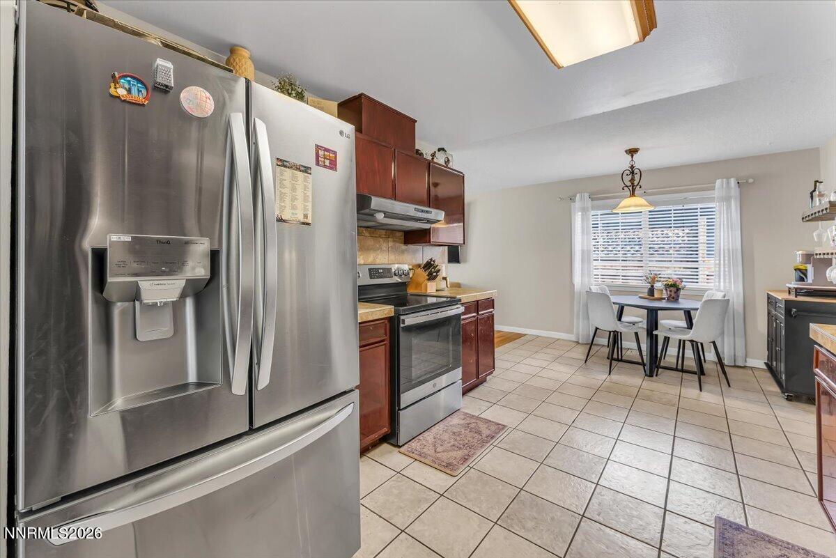 1375 Marne Drive Reno, NV 89503 - Photo 6 of 26 06-1375 Marne St Reno NV 89503 (6 of 29)