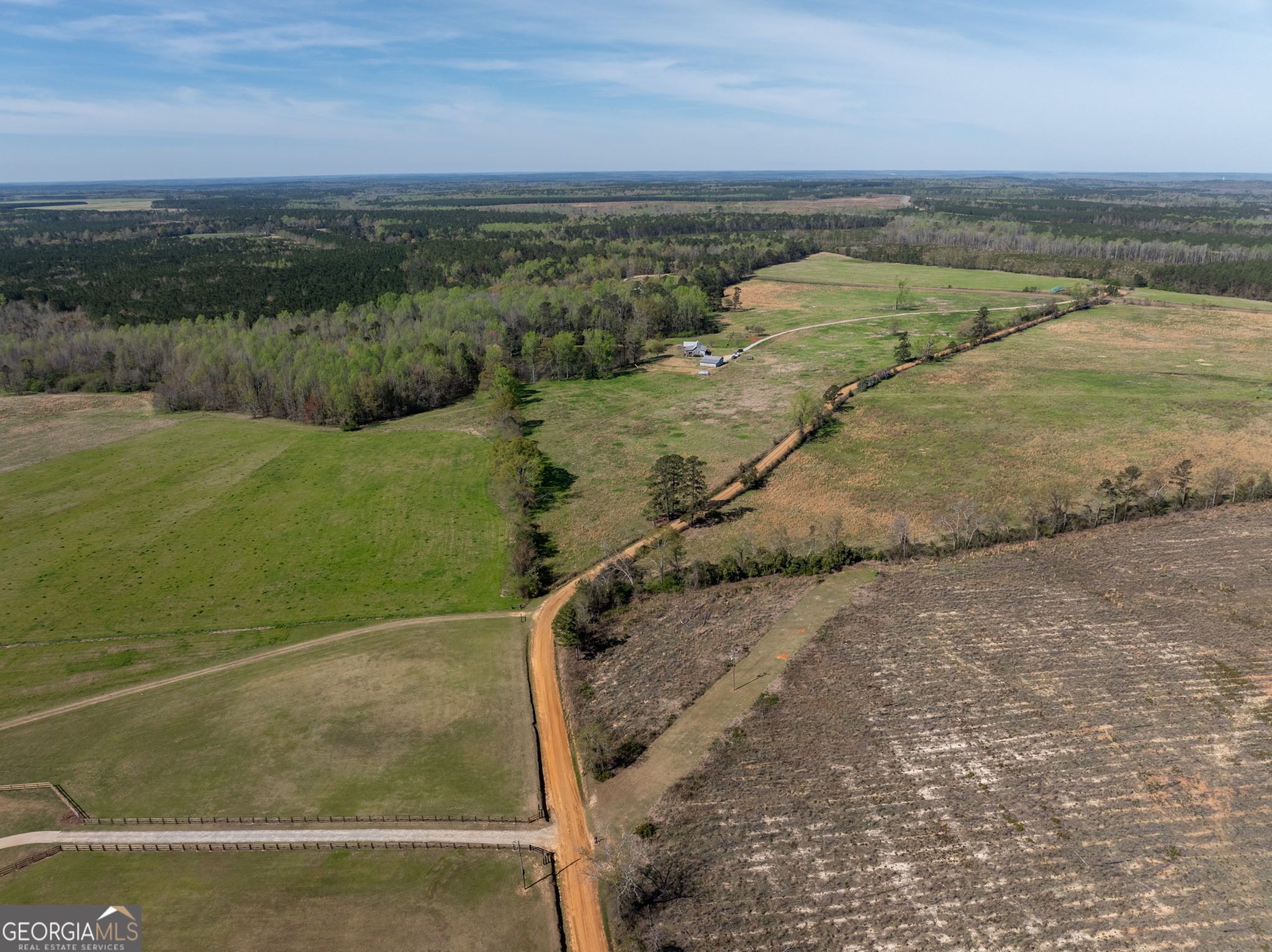 1725 Watermelon Road Tennille, GA 31089 - Photo 53 of 55 a view of a field with an ocean view