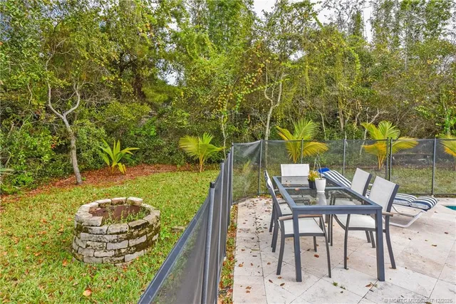 $675,000 | 5374 Southeast Running Oak Circle, Stuart, FL 34997