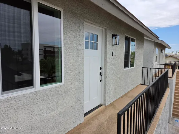 $1,250 | 824 North 11th Avenue, Unit 4, Phoenix, AZ 85007