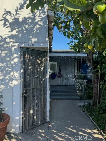 $799,999 | 6208 Santa Fe Avenue, Huntington Park, CA 90255