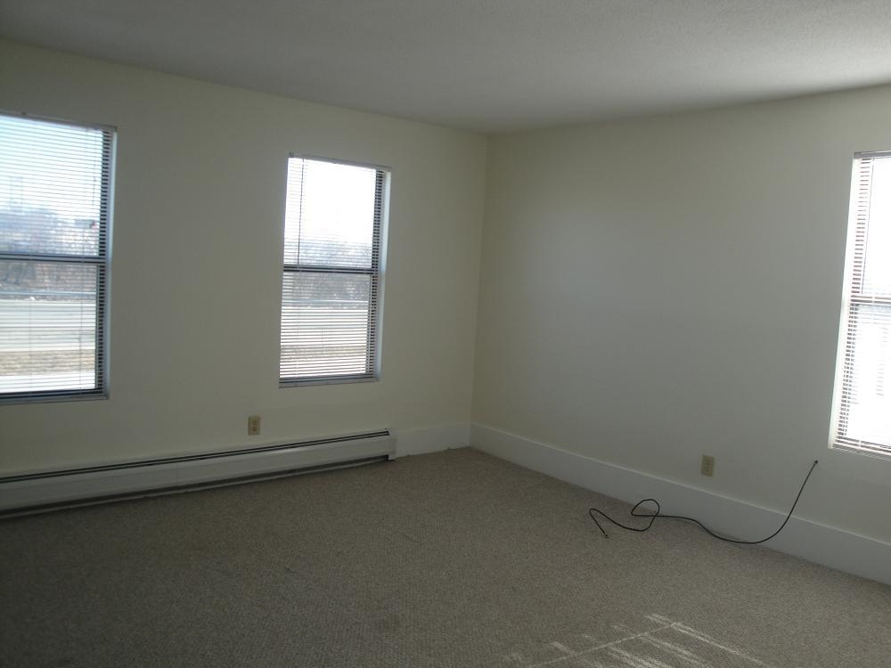 191 Turner Street, Unit 2E Manchester, NH 03102 - Photo 11 of 15