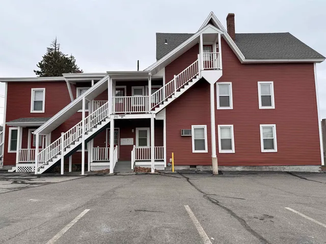 $1,785 | 191 Turner Street, Unit 2E, Manchester, NH 03102