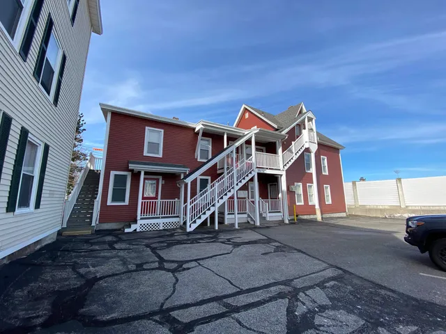 $1,785 | 191 Turner Street, Unit 2E, Manchester, NH 03102