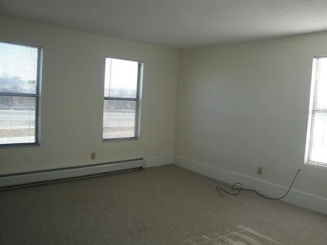 $1,785 | 191 Turner Street, Unit 2E, Manchester, NH 03102