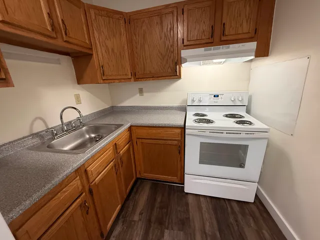 $1,785 | 191 Turner Street, Unit 2E, Manchester, NH 03102