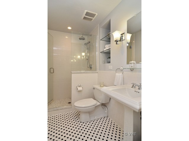 1017 West Washington Boulevard, Unit 4D Chicago, IL 60607 - Photo 11 of 11