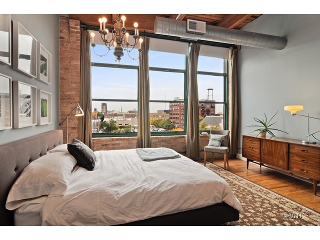 1017 West Washington Boulevard, Unit 4D Chicago, IL 60607 - Photo 6 of 11