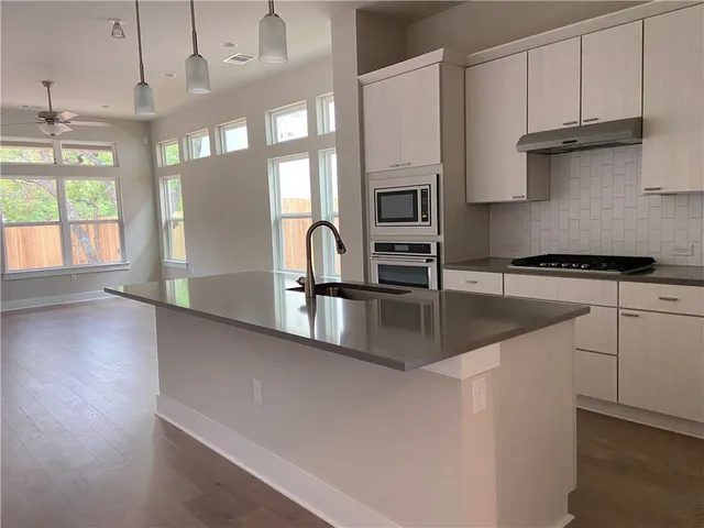 $3,250 | 1615 Woodwind Lane, Austin, TX 78758