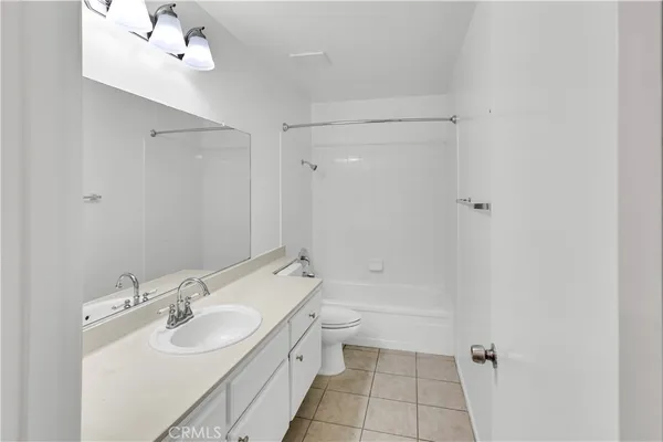 $3,400 | 14091 Dryden Lane, Santa Ana, CA 92705