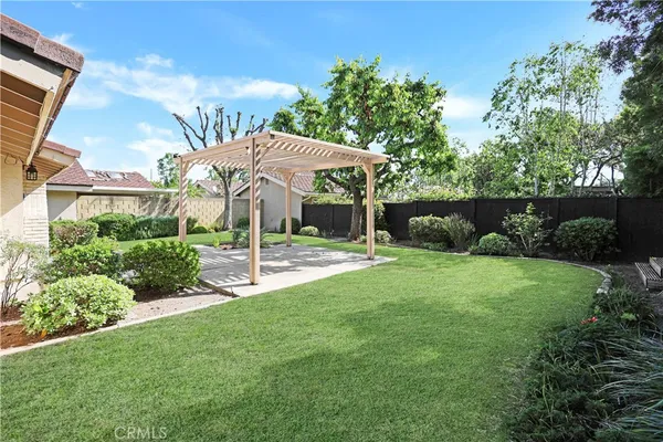 $3,400 | 14091 Dryden Lane, Santa Ana, CA 92705