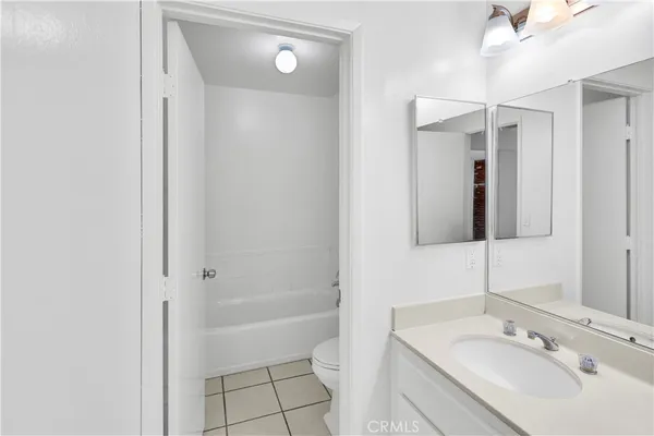 $3,400 | 14091 Dryden Lane, Santa Ana, CA 92705