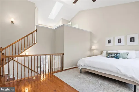 $1,100,000 | 1912 North Daniel Street, Arlington, VA 22201