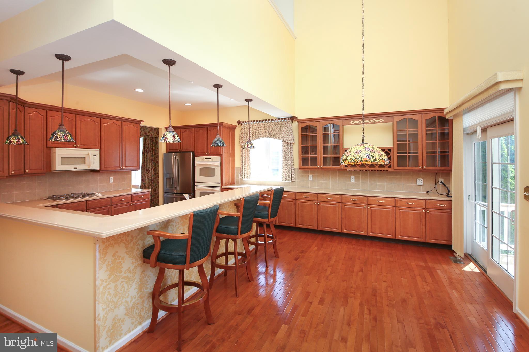 102 Sydney Road Southampton, PA 18966 - Photo 13 of 59 Breakfast Area