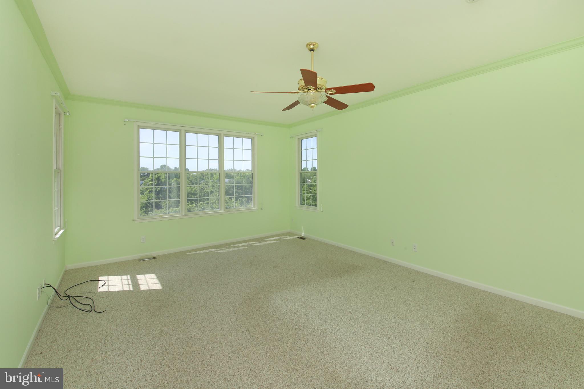 102 Sydney Road Southampton, PA 18966 - Photo 16 of 59 Owner Suite First Flr