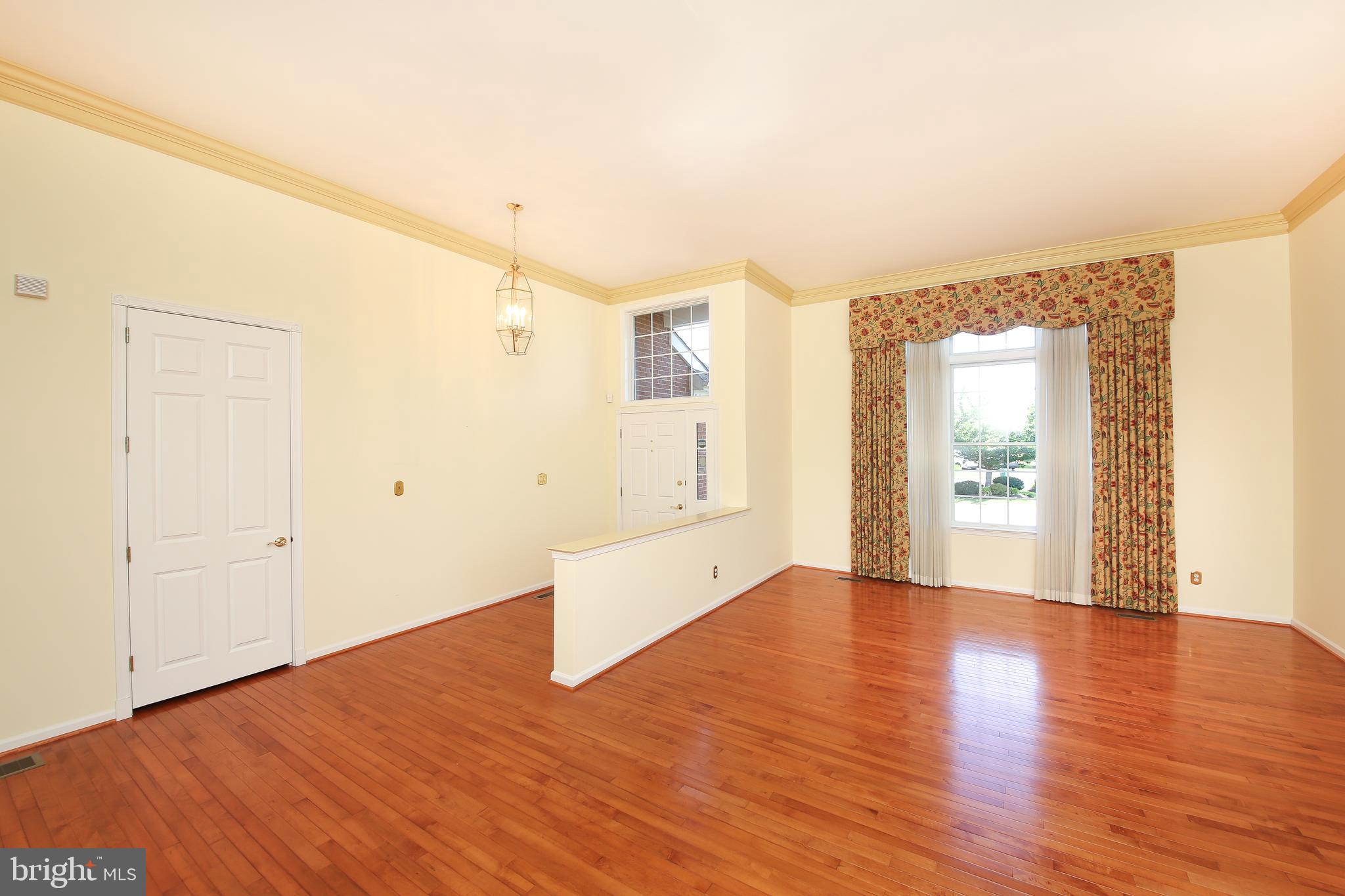 102 Sydney Road Southampton, PA 18966 - Photo 5 of 59 Gallery Image 5