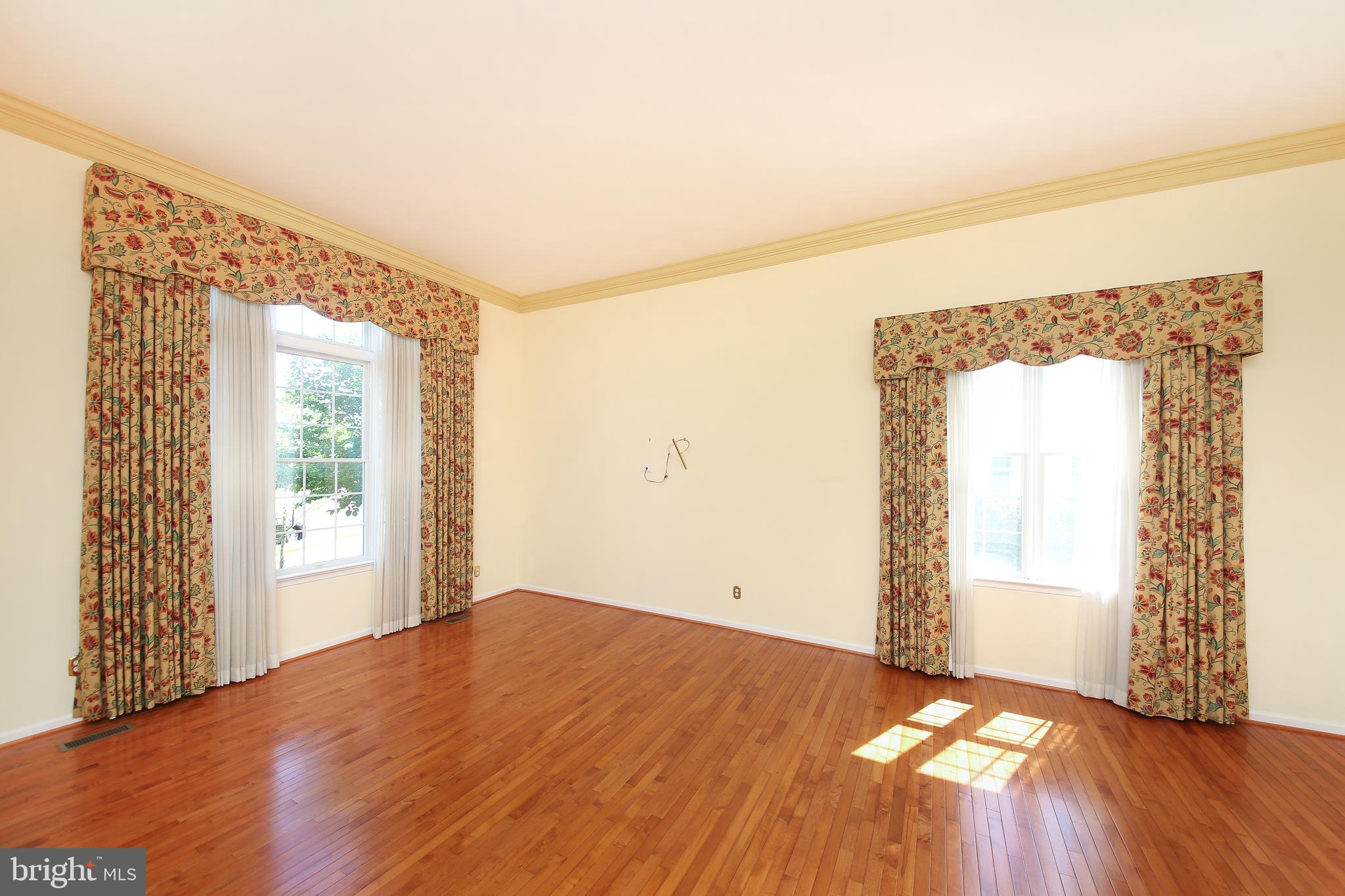 102 Sydney Road Southampton, PA 18966 - Photo 6 of 59 LR/DR Combo