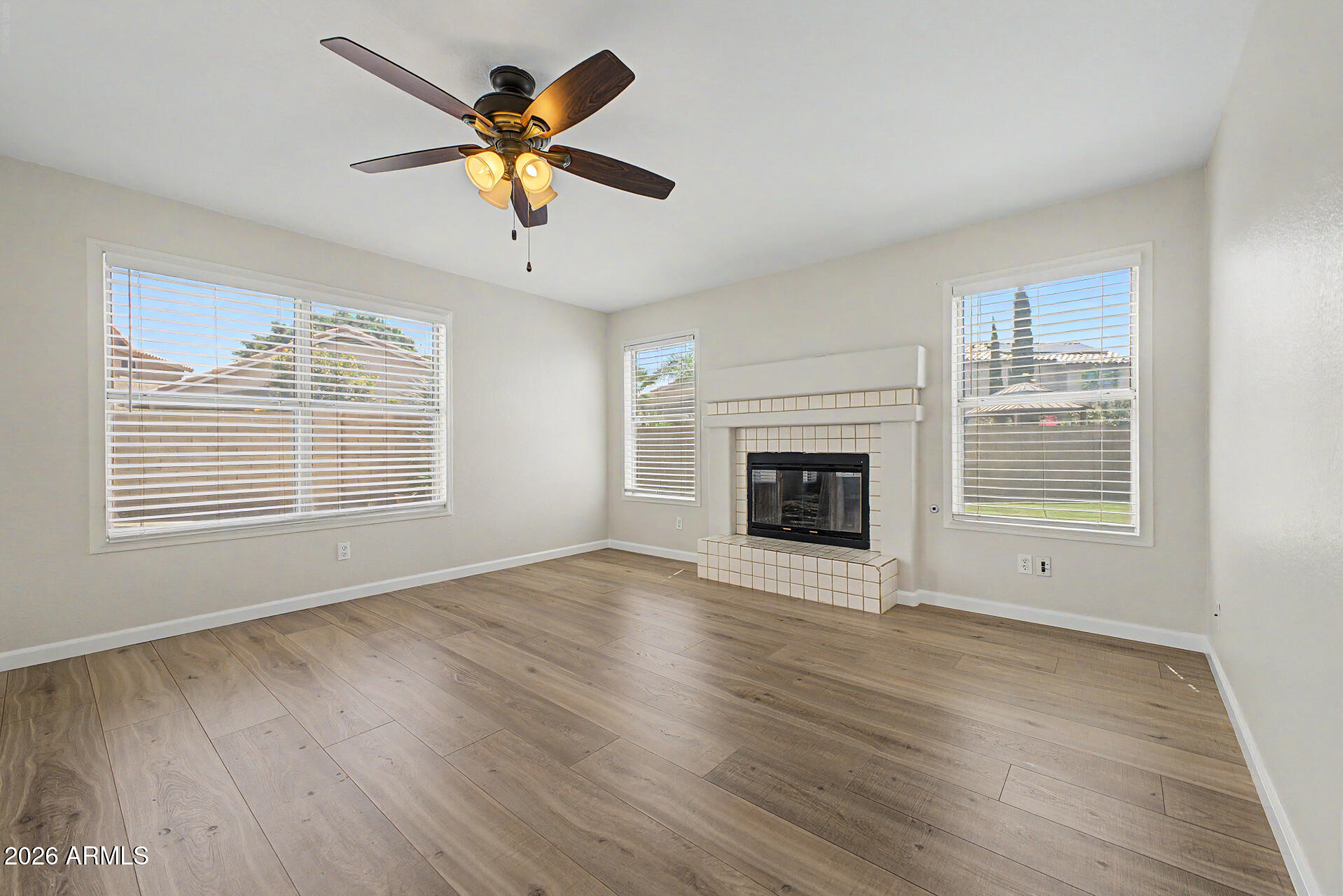 1435 East Silver Creek Road Gilbert, AZ 85296 - Photo 13 of 34 09 - Silver Creek