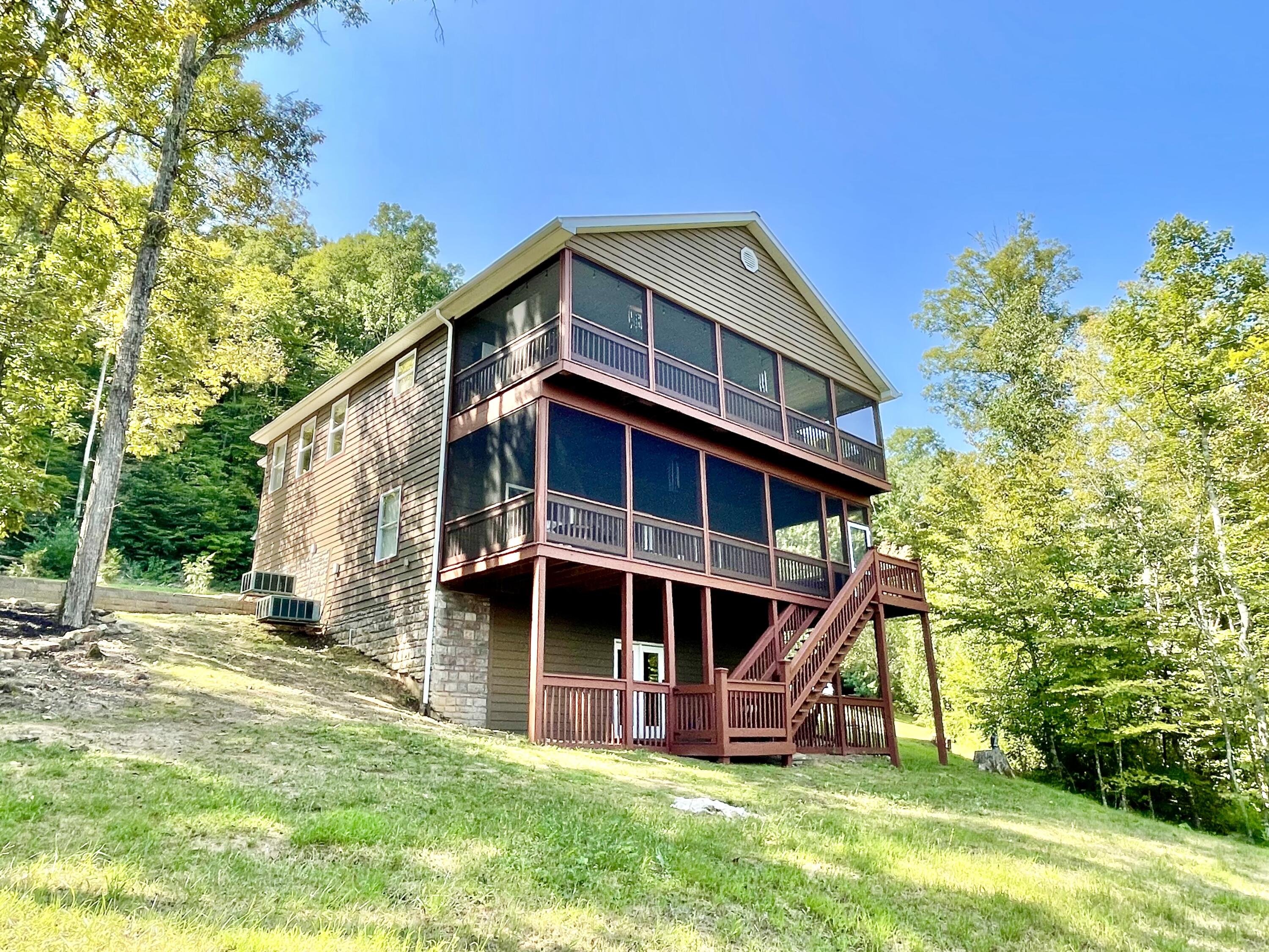 496 Stoneybrook Road Burnside, KY 42519 - Photo 6 of 61 IMG_E3684