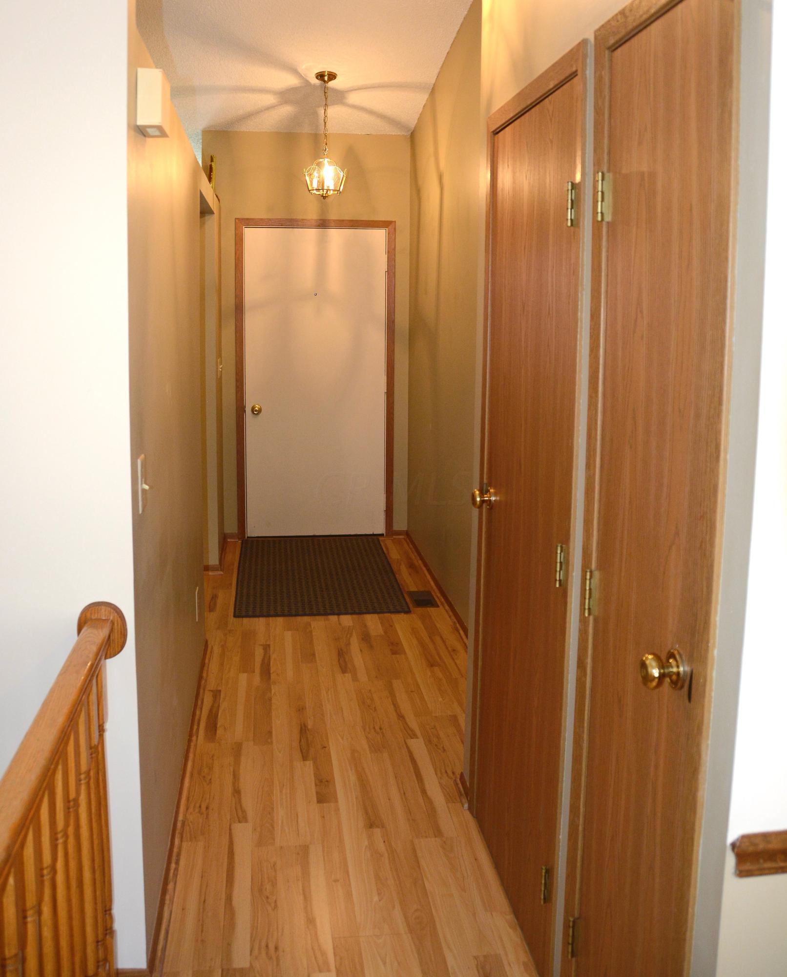 244 Edwards Road Johnstown, OH 43031 - Photo 9 of 27 Gallery Image 9