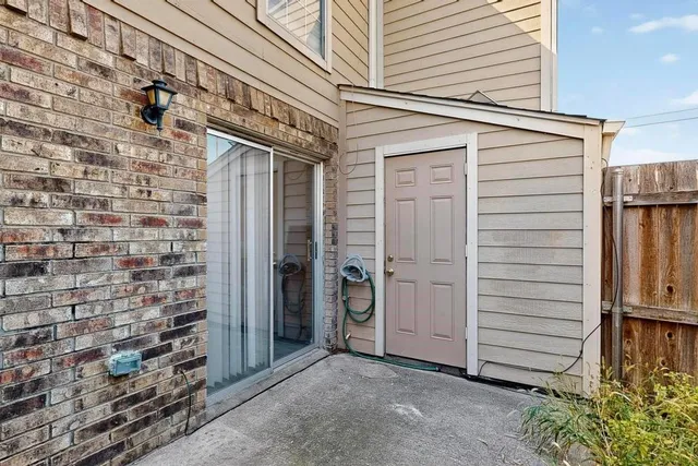 $235,000 | 2500 East Park Boulevard, Unit U3, Plano, TX 75074