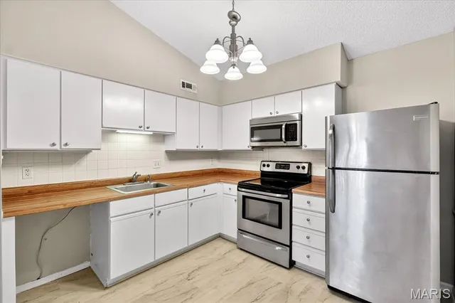 $147,000 | 134 Jubilee Hill Drive, Unit K, Wildwood, MO 63040