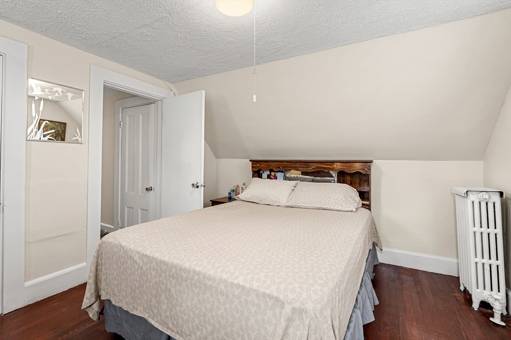 5 Morrill Place Lynn, MA 01902 - Photo 14 of 23