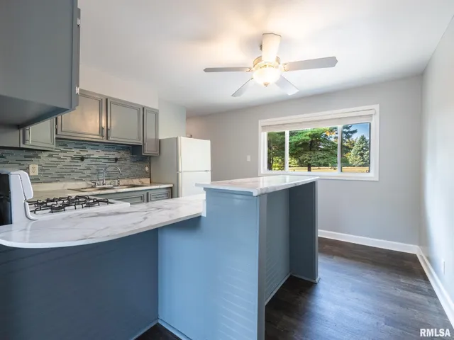 $119,900 | 3925 West Creighton Terrace, Peoria, IL 61615