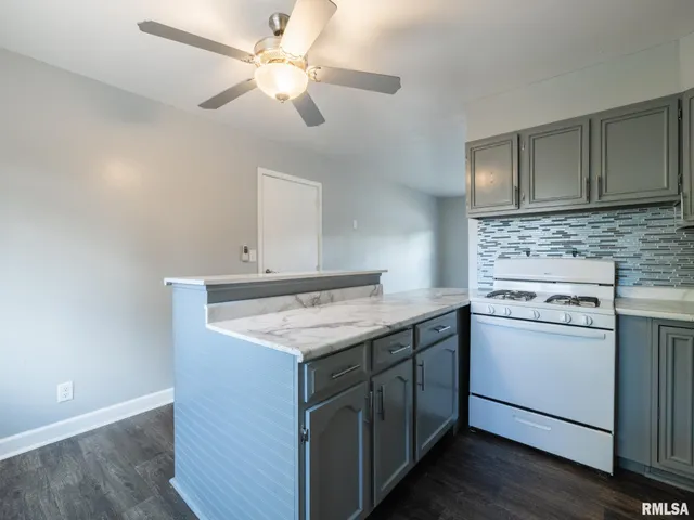 $119,900 | 3925 West Creighton Terrace, Peoria, IL 61615