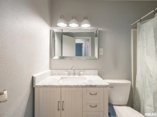 $119,900 | 3925 West Creighton Terrace, Peoria, IL 61615