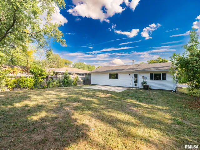 $119,900 | 3925 West Creighton Terrace, Peoria, IL 61615