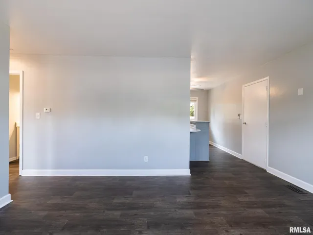 $119,900 | 3925 West Creighton Terrace, Peoria, IL 61615