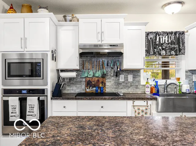 $295,000 | 1319 West Commerce Street, Brownstown, IN 47220